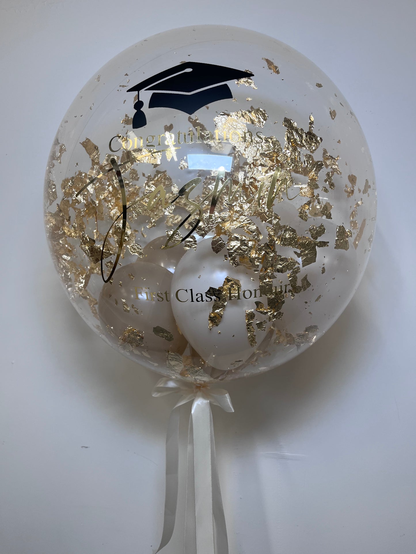 24” FLAKE GRADUATION BUBBLE BALLOON