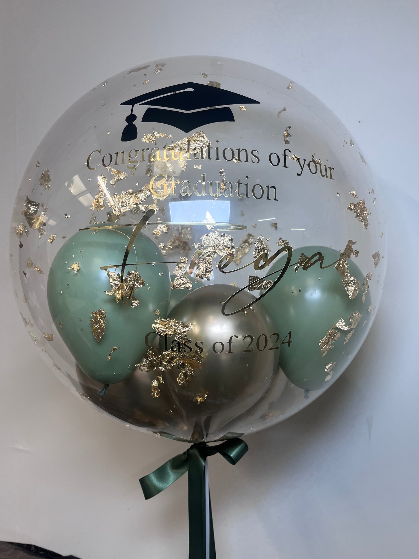 24” FLAKE GRADUATION BUBBLE BALLOON